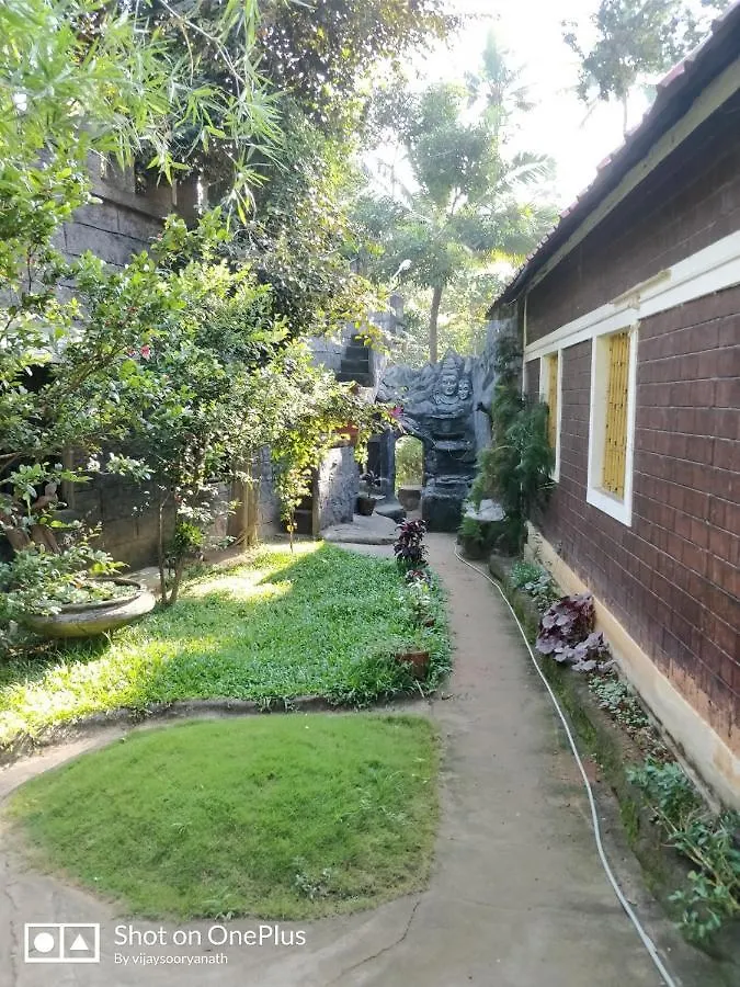 Kalpadiyil Hotel Balarampuram
